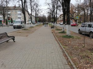 Взгляд со стороны. Глава города оказался "голым"