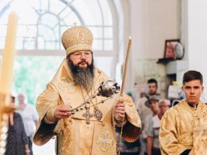 Приезд высокого церковного лица